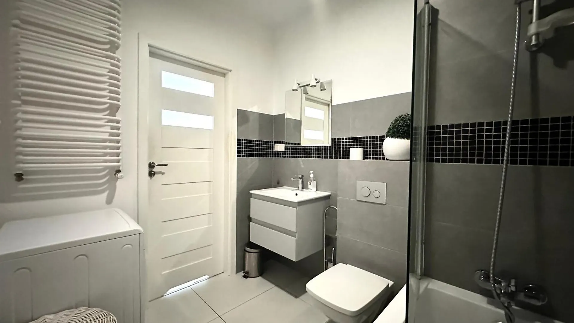 Dubois 7 Apartment - Self Check-In 20H - Lift Wrocław 0*,