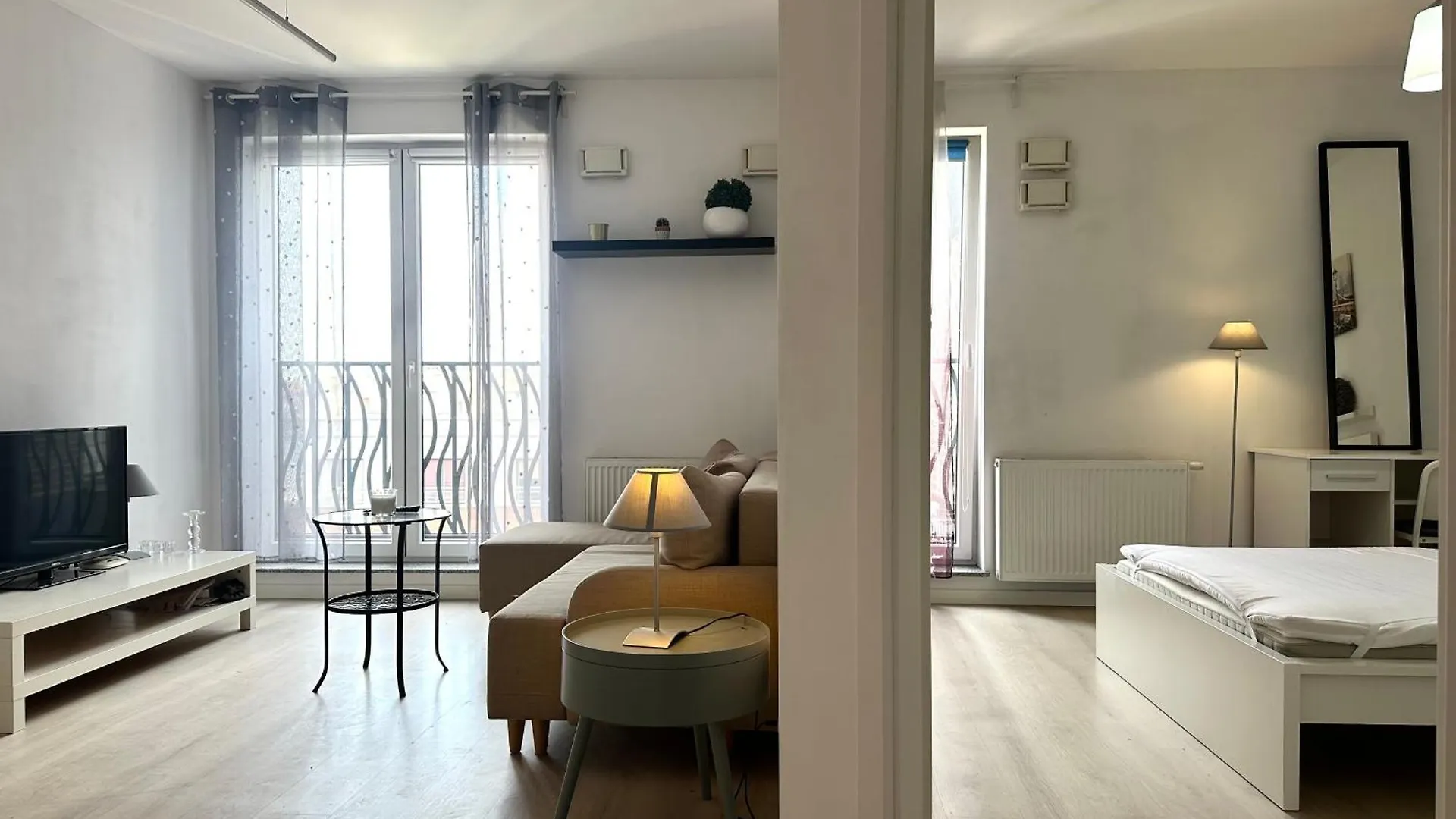 Dubois 7 Apartment - Self Check-In 20H - Lift Wrocław